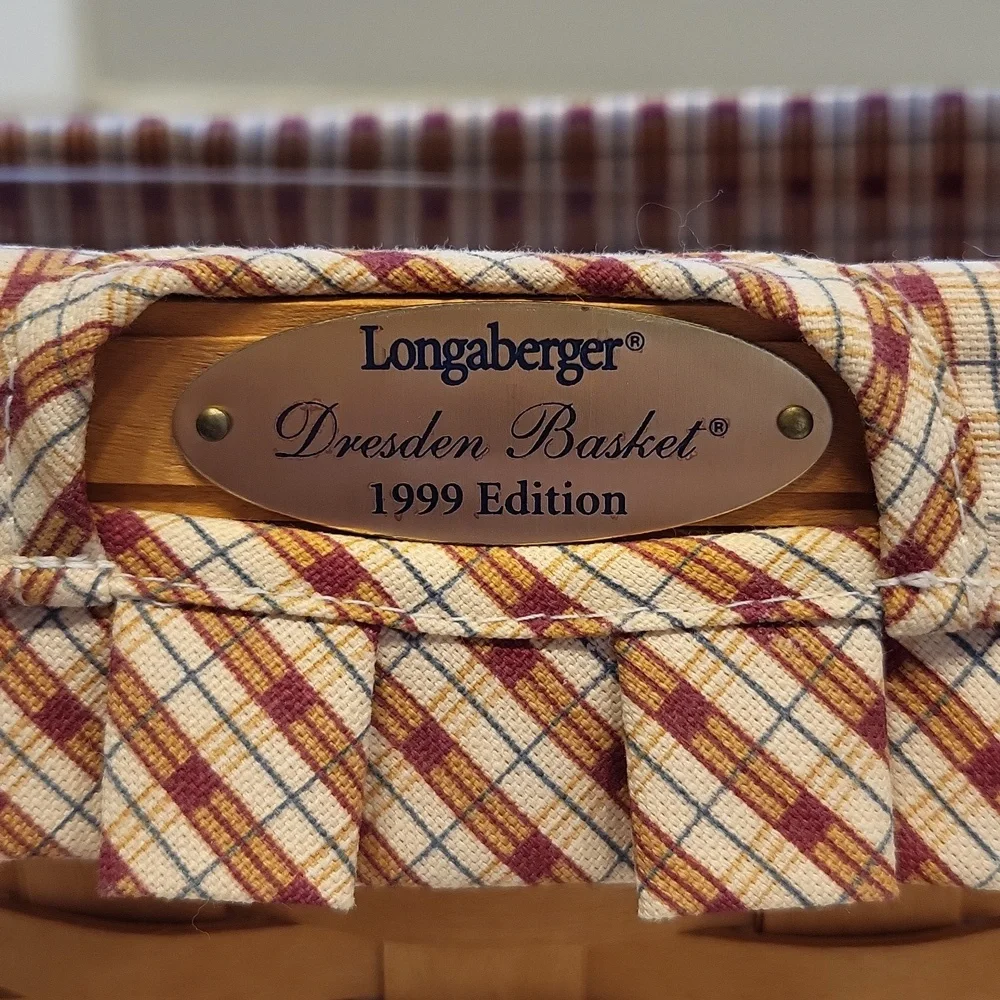 Longaberger 1999 Dresden Basket with Handle and 2 Liners